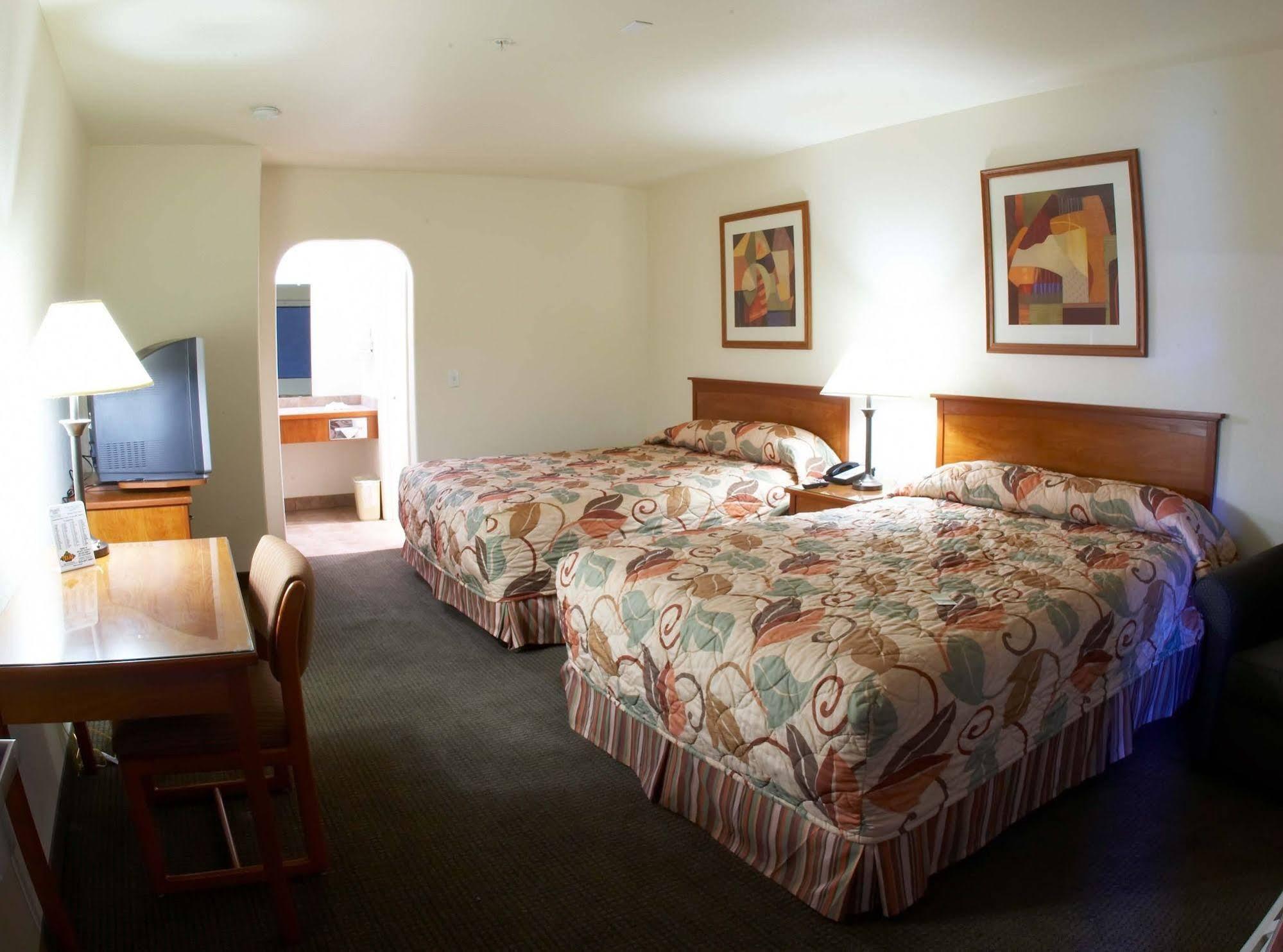 Days By Wyndham Pismo 2*
