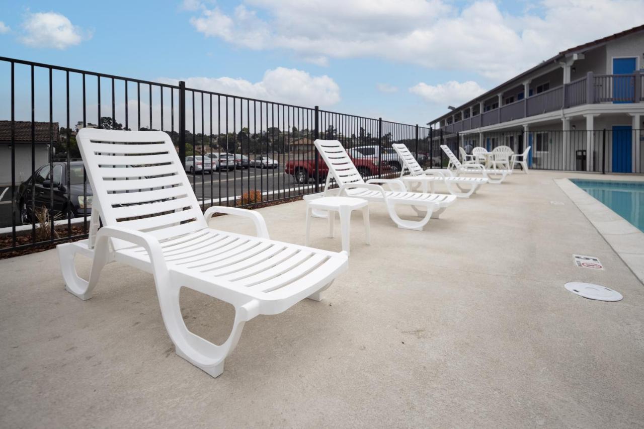 Motel Days By Wyndham Pismo 2*