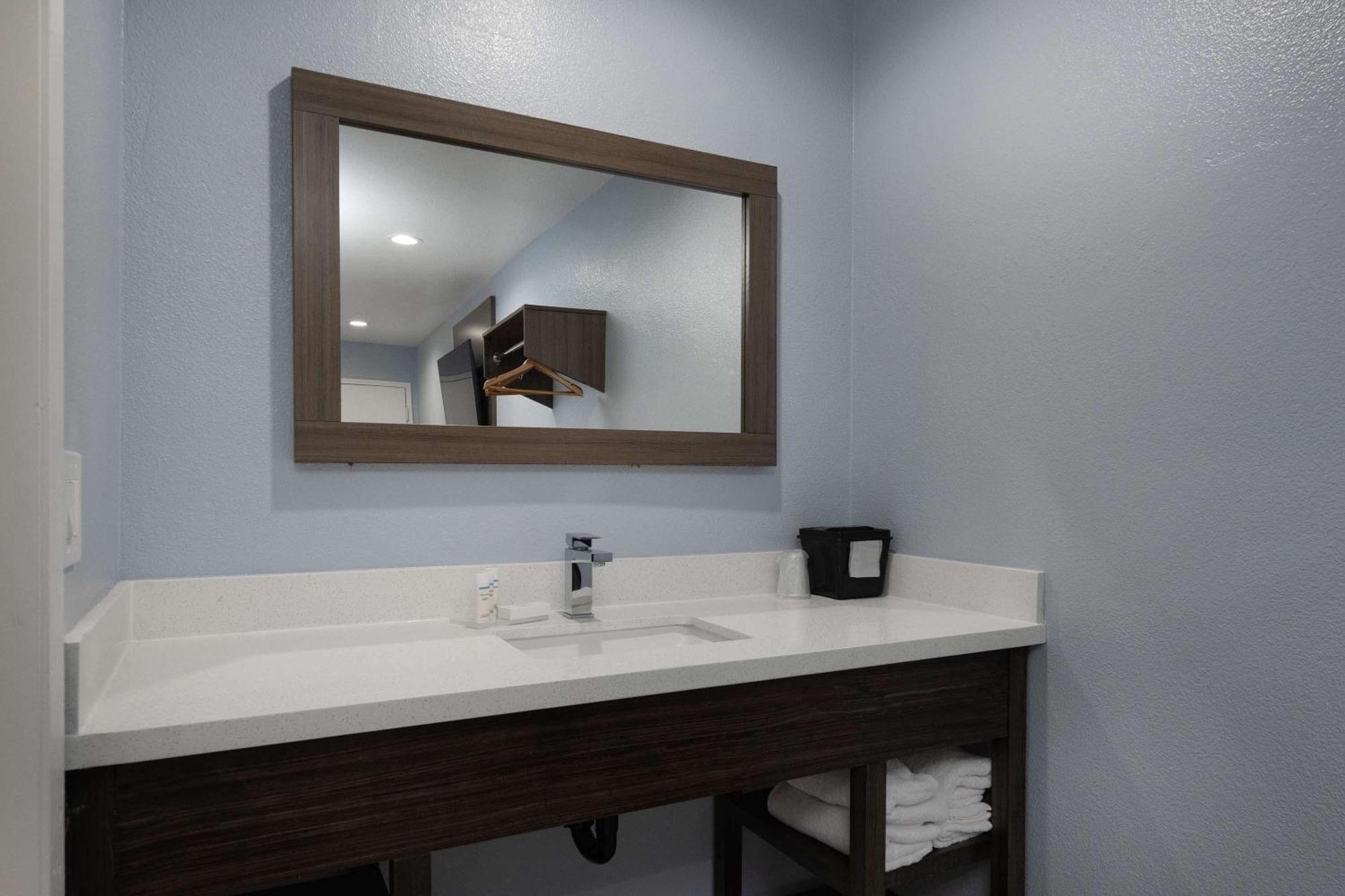 Days By Wyndham Pismo Motel